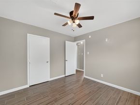 5126 Denoron Drive, Houston TX 77048