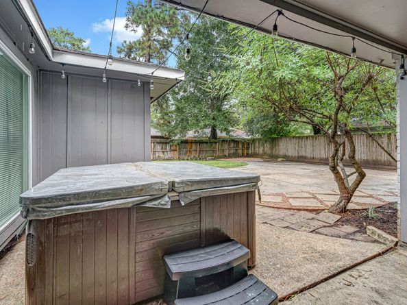 25518 Pepper Ridge Lane, Spring TX 77373