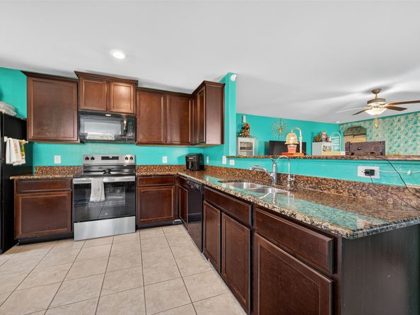 6250 El Topacio Drive, Houston TX 77048