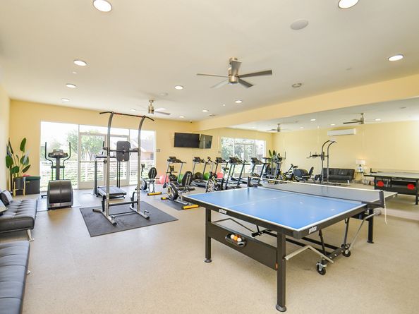 6955 Turtlewood Drive 607, Houston TX 77072