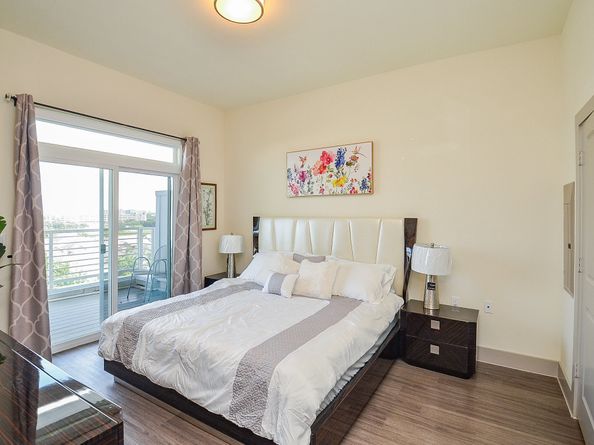 6955 Turtlewood Drive 607, Houston TX 77072