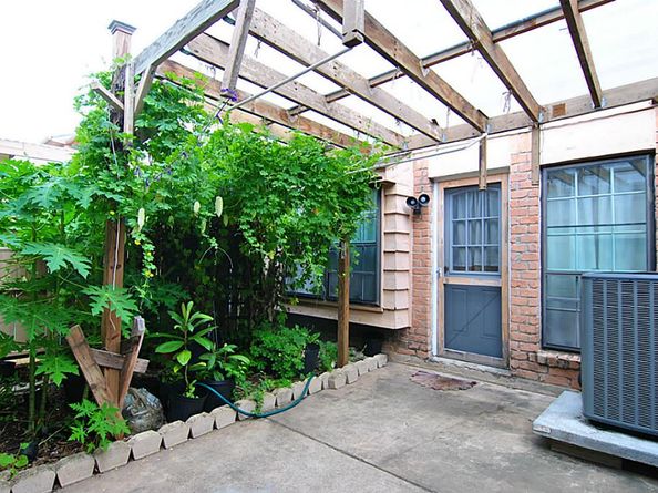 7040 Jetty Lane, Houston TX 77072