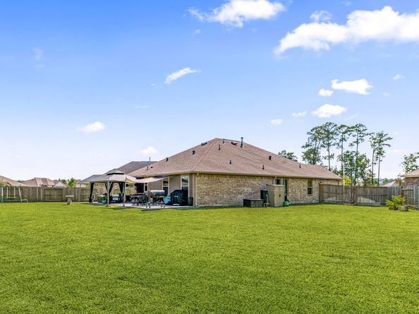 23412 Sentosa Bluff Court, New Caney TX 77357