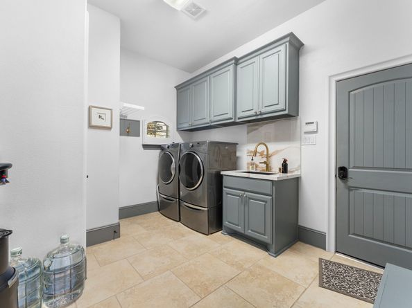 5006 Water View Bend, Sugar Land TX 77479