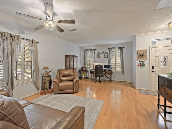 4527 Natural Bridge Drive, Houston TX 77345