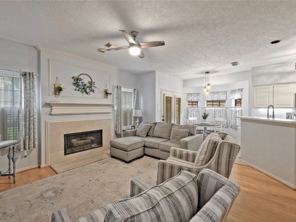4527 Natural Bridge Drive, Houston TX 77345