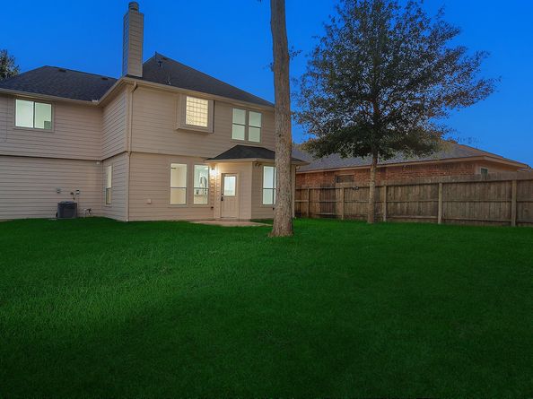 2037 Borthwick Lane, Conroe TX 77301