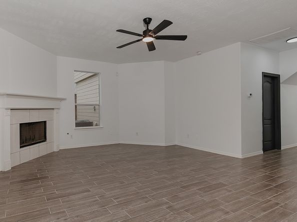 2037 Borthwick Lane, Conroe TX 77301