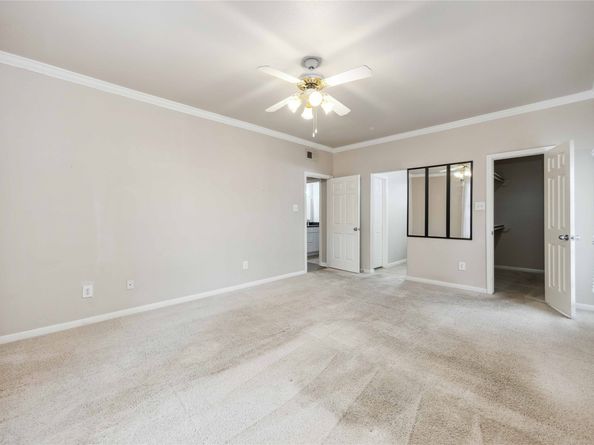 2255 Braeswood Park Drive 105, Houston TX 77030