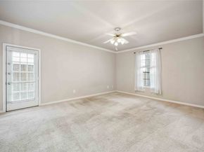 2255 Braeswood Park Drive 105, Houston TX 77030