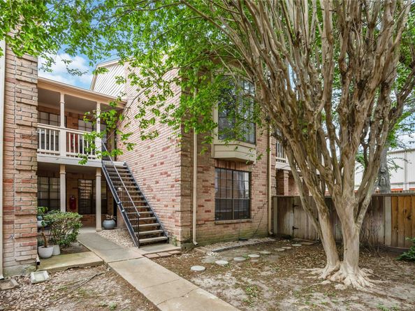 2255 Braeswood Park Drive 105, Houston TX 77030
