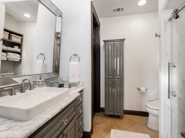5007 Cedar Creek Drive, Houston TX 77056