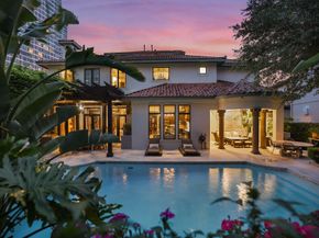 5007 Cedar Creek Drive, Houston TX 77056