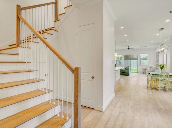 1730 Indiana Street, Houston TX 77006