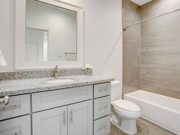 1730 Indiana Street, Houston TX 77006