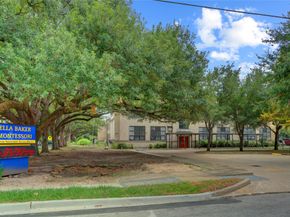 1730 Indiana Street, Houston TX 77006