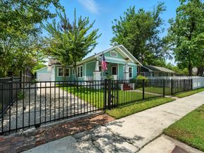 4031 Oak Ridge Street, Houston TX 77009