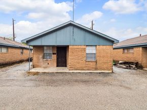 5716 Pickfair Street 113, Houston TX 77026