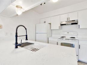 6910 Hart Lane 403, Austin TX 78731