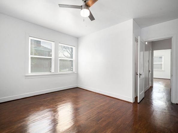1202 Barkdull Street, Houston TX 77006