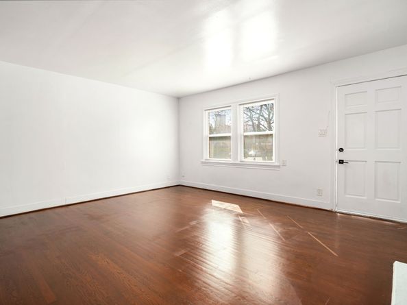 1202 Barkdull Street, Houston TX 77006