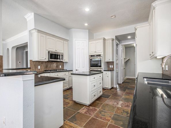 15530 Wooden Oak Court, Houston TX 77059