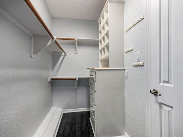 15530 Wooden Oak Court, Houston TX 77059