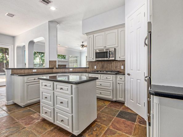 15530 Wooden Oak Court, Houston TX 77059