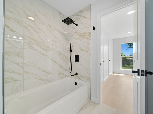 1966 Upland Drive, Houston TX 77043