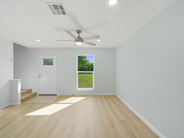1966 Upland Drive, Houston TX 77043