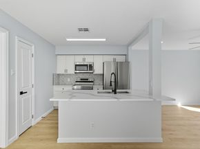 1966 Upland Drive, Houston TX 77043