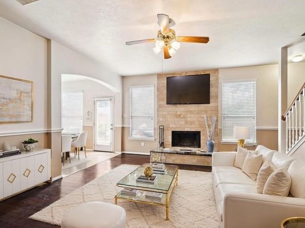 6111 Branch Lake Drive, Houston TX 77066