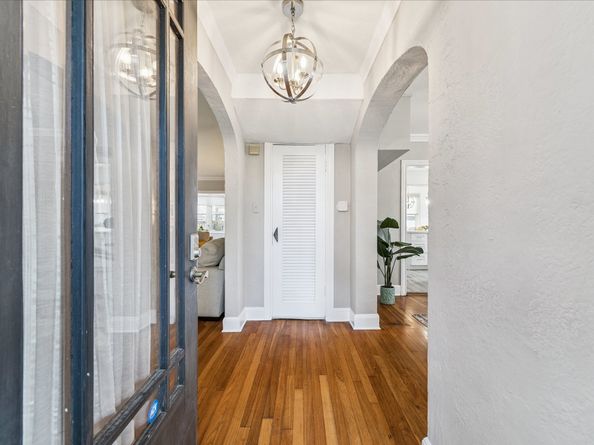3226 Milburn Street, Houston TX 77021