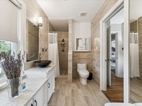 3226 Milburn Street, Houston TX 77021