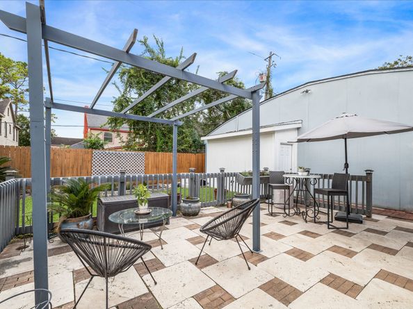 3226 Milburn Street, Houston TX 77021