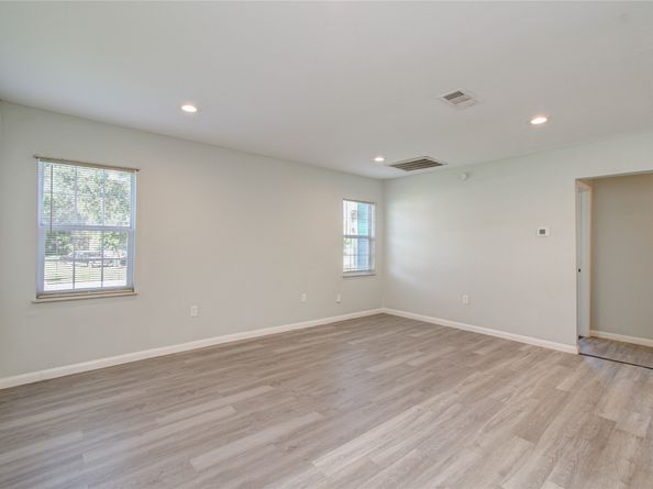 4624 Kingsbury Street, Houston TX 77021