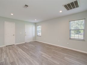 4624 Kingsbury Street, Houston TX 77021