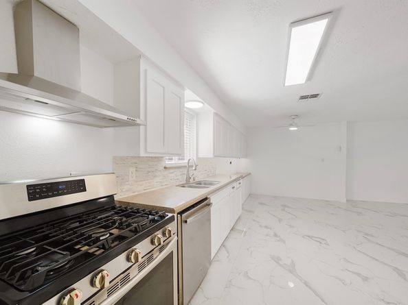 8715 Covent Garden Street, Houston TX 77031