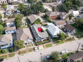 1810 Kane Street, Houston TX 77007