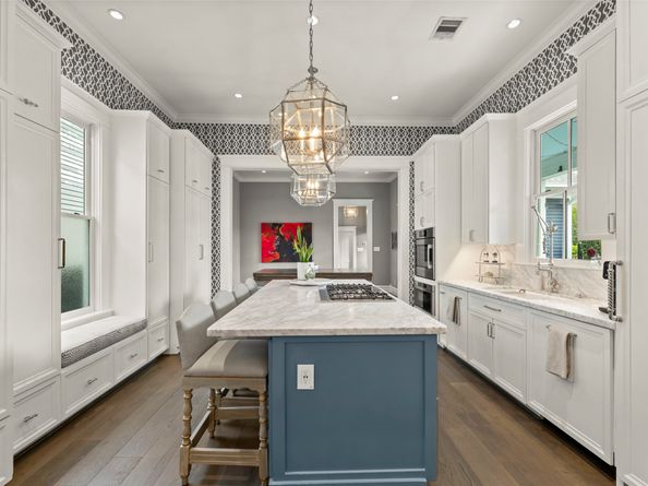 1810 Kane Street, Houston TX 77007