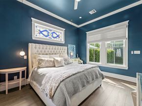 1810 Kane Street, Houston TX 77007