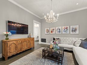 1810 Kane Street, Houston TX 77007
