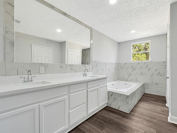 7625 Touchstone Street, Houston TX 77028