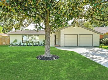 4525 Kingfisher Drive