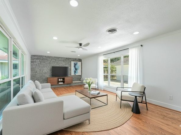 4525 Kingfisher Drive, Houston TX 77035