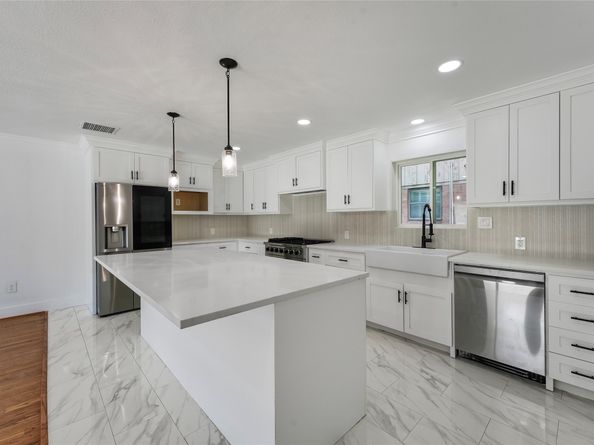 4525 Kingfisher Drive, Houston TX 77035