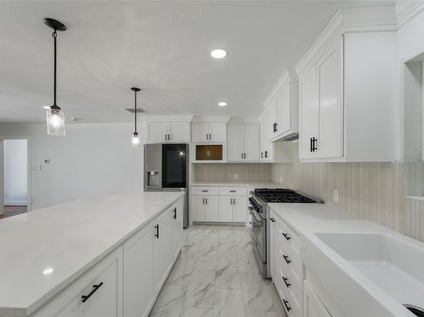 4525 Kingfisher Drive, Houston TX 77035