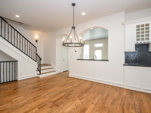 1239 W 22nd Street C, Houston TX 77008