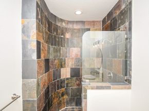 1239 W 22nd Street C, Houston TX 77008