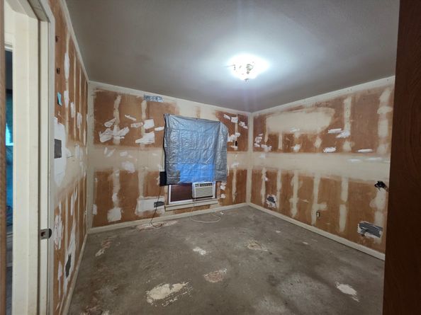 7707 Alanwood Street, Houston TX 77061